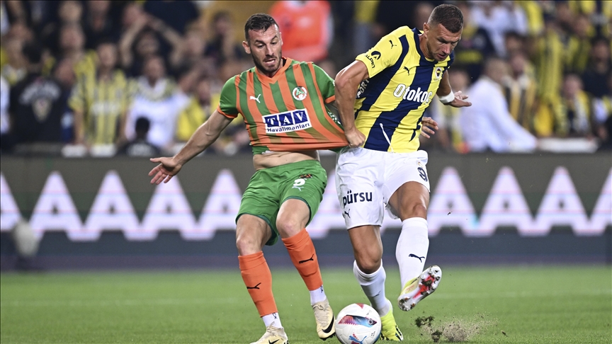 Nhận định soi kèo Fenerbahce vs Alanyaspor lúc 0h00 ngày 18/9/2025