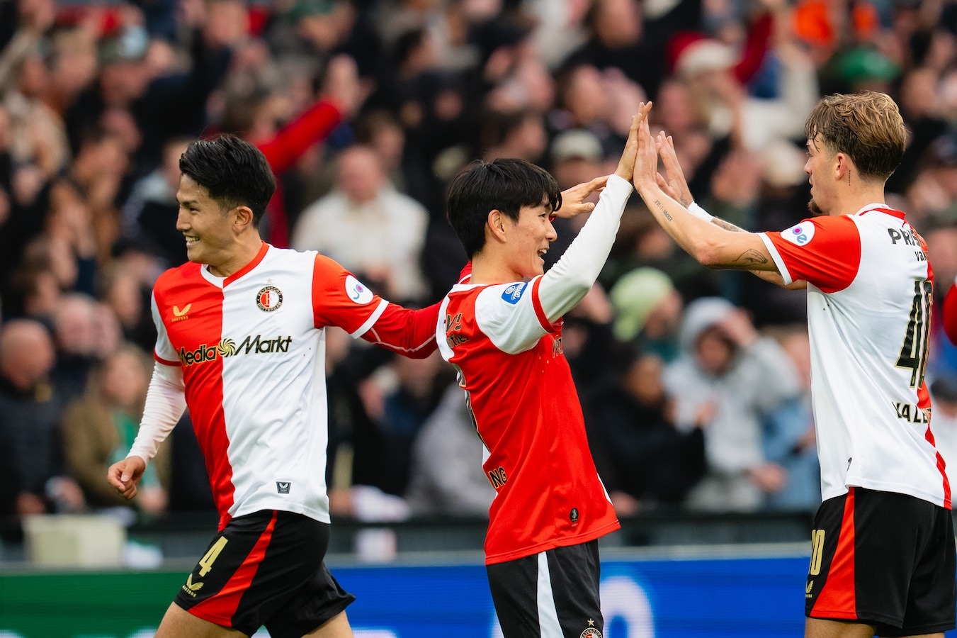 Nhận định soi kèo Feyenoord vs Panathinaikos lúc 23h45 ngày 23/10/2025